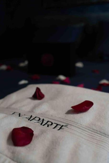 Loveroom En Aparte Caen Exterior photo